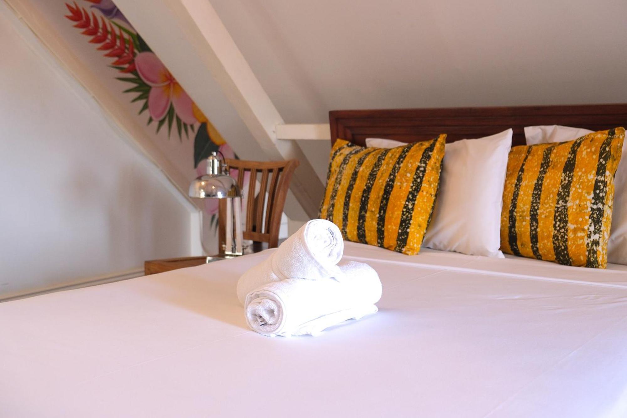 Bario Hotel ウィレムスタッド 部屋 写真