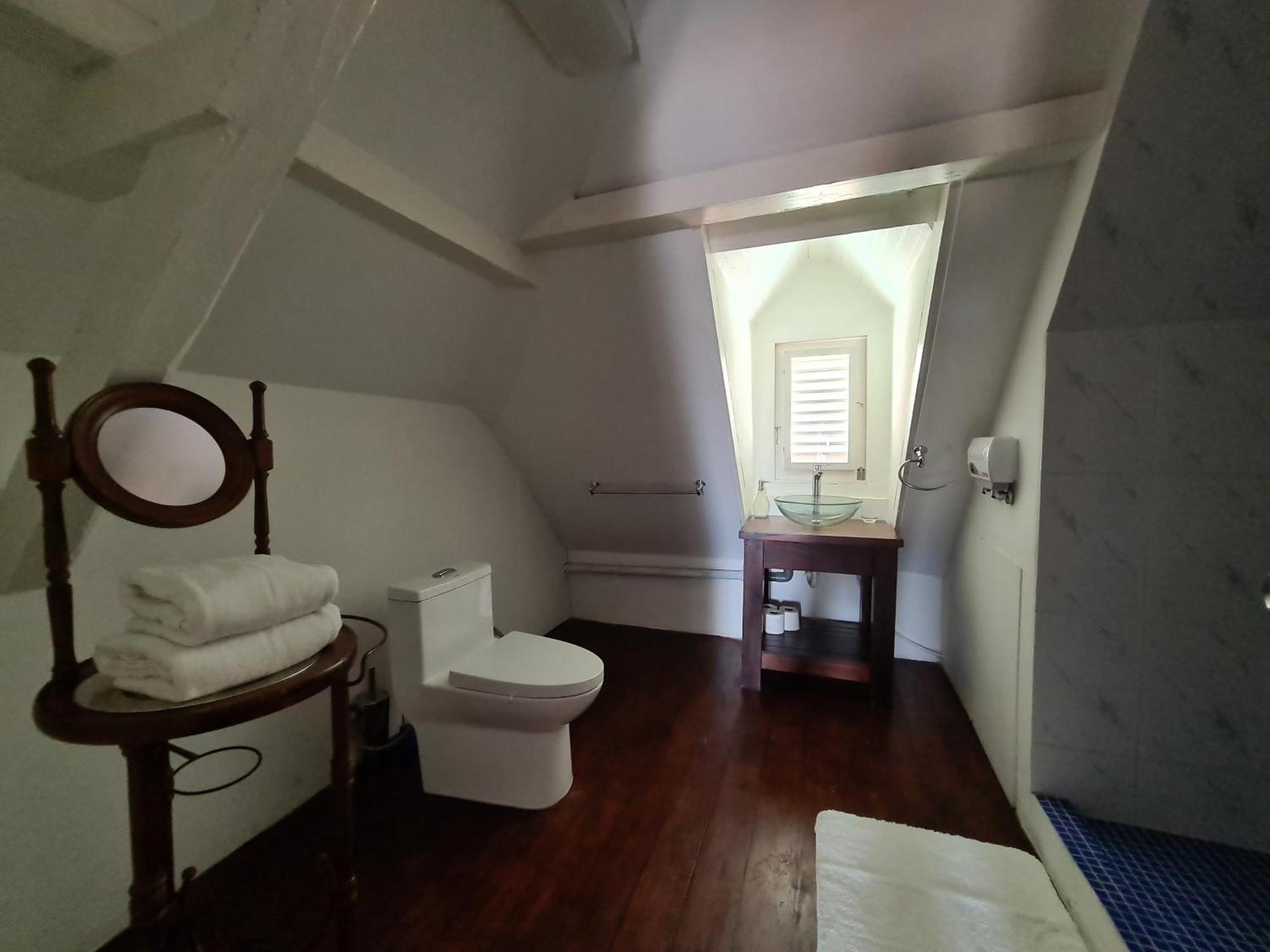 Bario Hotel ウィレムスタッド 部屋 写真